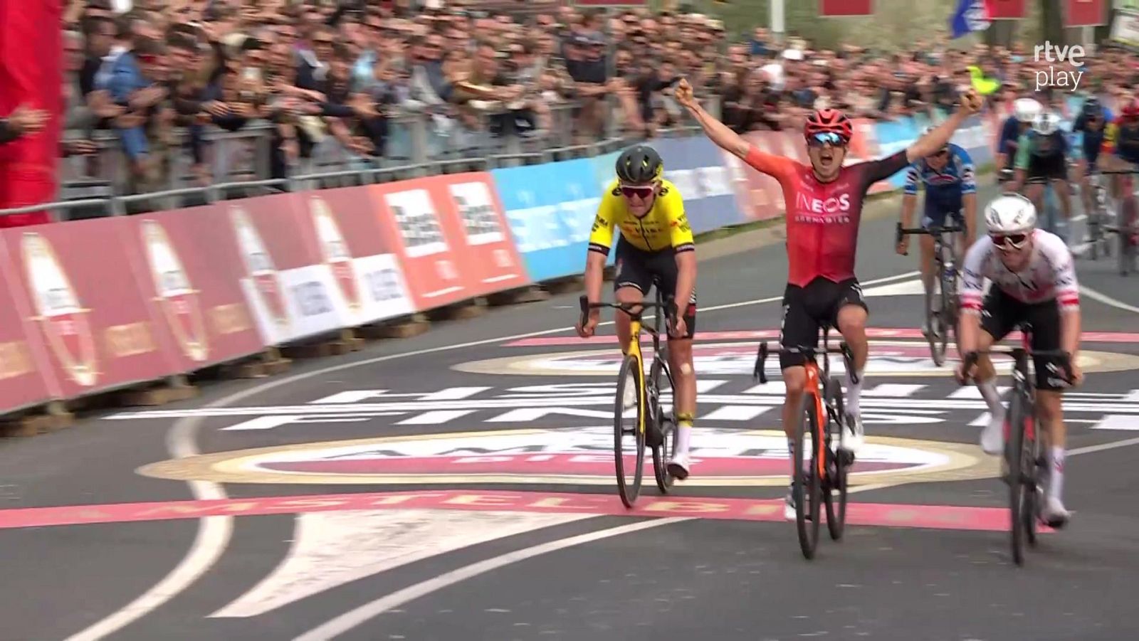 Tom Pidcock gana al sprint la Amstel Gold Race 2024 - Ciclismo | Ver