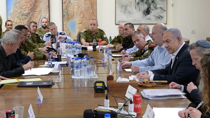 Telediario Fin de Semana - Telediario 2 en 4' - 14/04/24