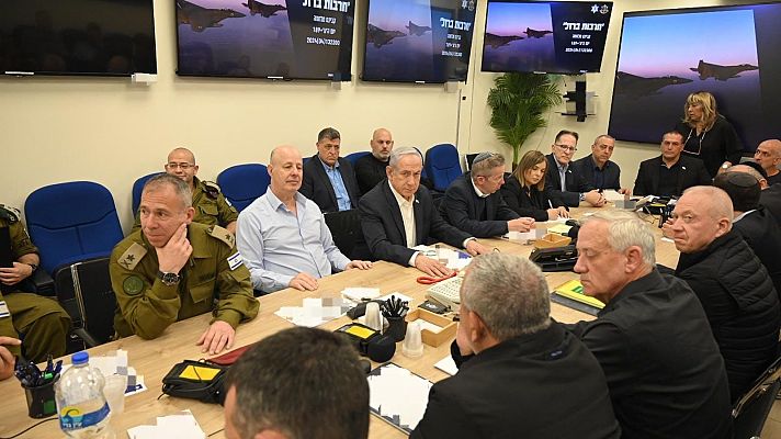 Telediario en lengua de signos - Telediario - 21 horas - 14/04/24 - Lengua de signos