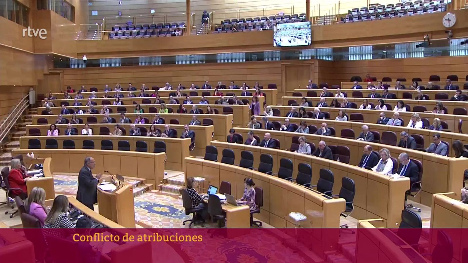 Parlamento-Conflicto Atribuciones | Ver