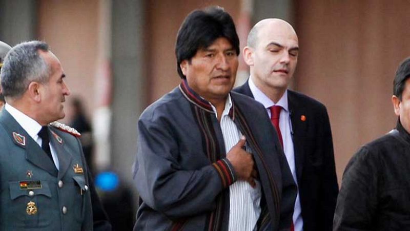 Evo Morales da ánimos a su homólogo venezolano