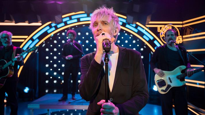 Late Xou con Marc Giró - Actuación de Elefantes