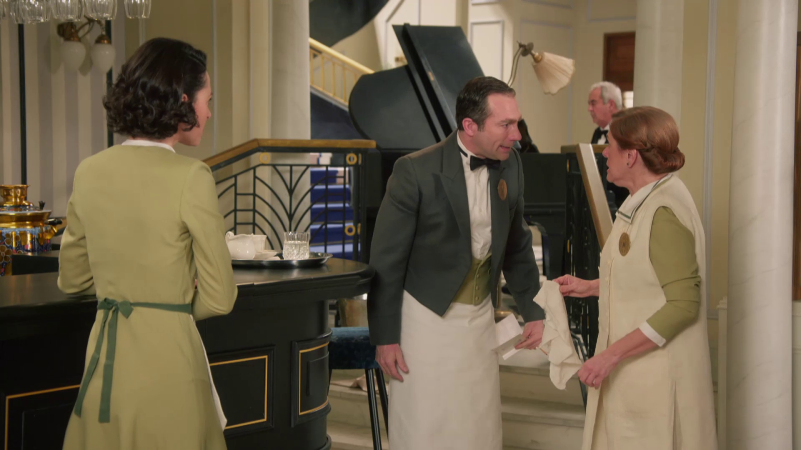 La Moderna: doña Lázara enfrenta a Elías y Esperanza | Ver