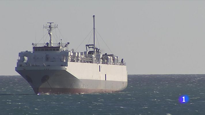 L'Informatiu - L'arribada de cotxes importats, cada vegada més complicada