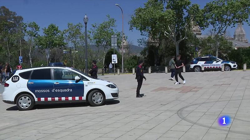 Ampli dispositu policial amb motiu del Barça-PSG - L'Informatiu | Veure