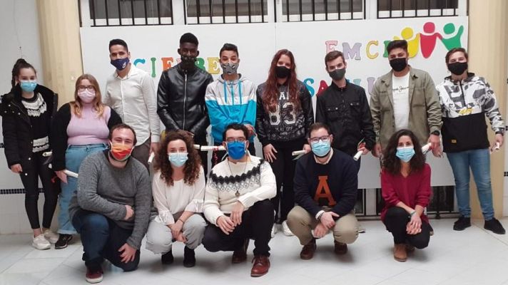 Para todos La 2 - Escuela de segunda oportunidad