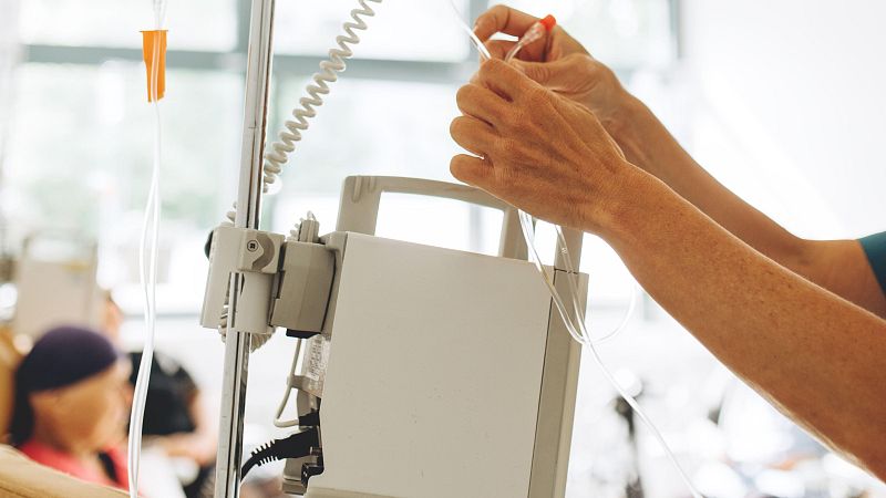 Problemas de suministro de cisplatino, un medicamento clave contra el cáncer - Telediario 1 | Ver