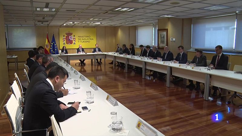 Un miler de treballadors de Nissan pendents de l'aterratge de Chery a la Zona Franca