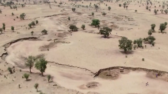 Telediario 1 - La región de África subsahariana vive su peor ola de calor con cientos de muertos por deshidratación