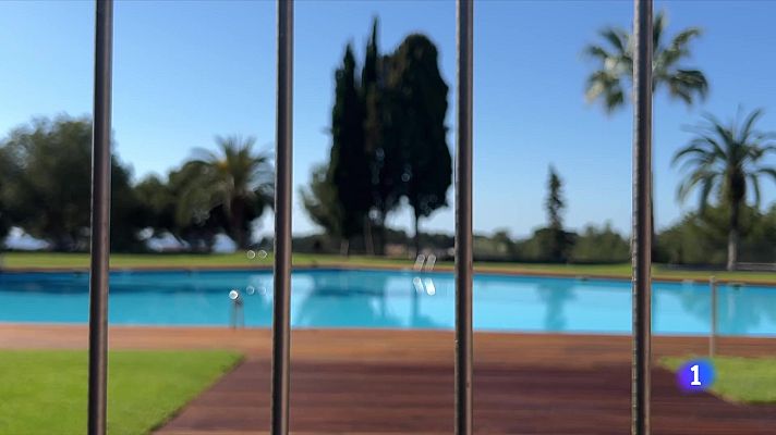 L'Informatiu - Piscines com a refugis climàtics: polèmica per la gestió del Govern
