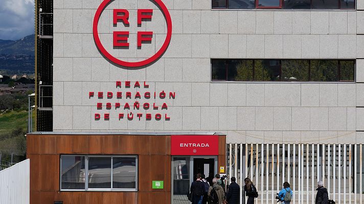 Telediario 1 - El TAD ordena a la RFEF decidir si repite o no elecciones