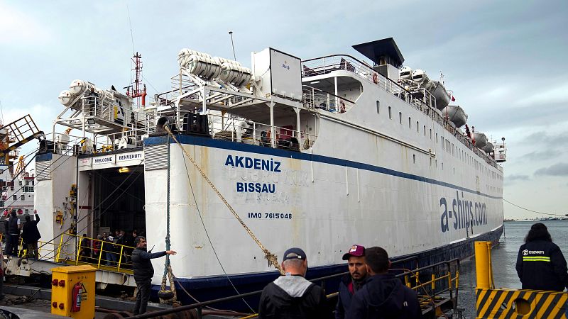 Tres buques esperan para zarpar de Estambul con ayuda humanitaria a Gaza