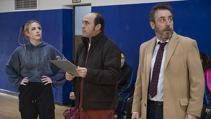 4 estrellas - Un beso y un adiós