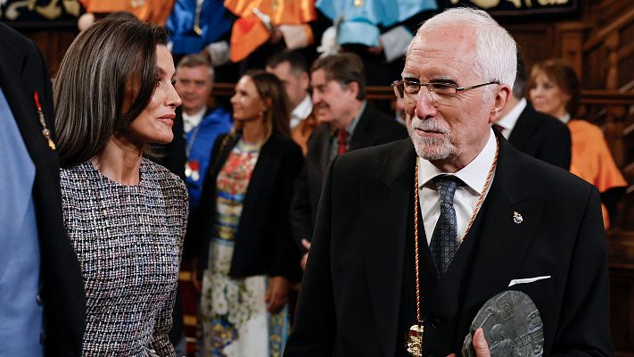 Luis Mateo Dez, Premio Cervantes: "Vivo entregado a mis personajes, son ellos quienes me salvan a m"