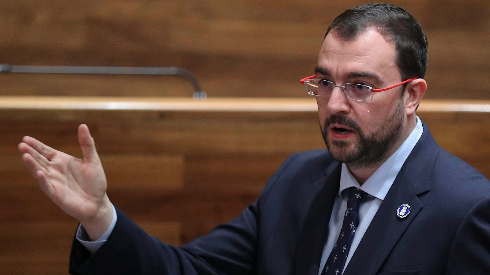 Carta de Sánchez: Barbón alerta sobre la "deshumanización" de la política - La hora de La 1 | Ver