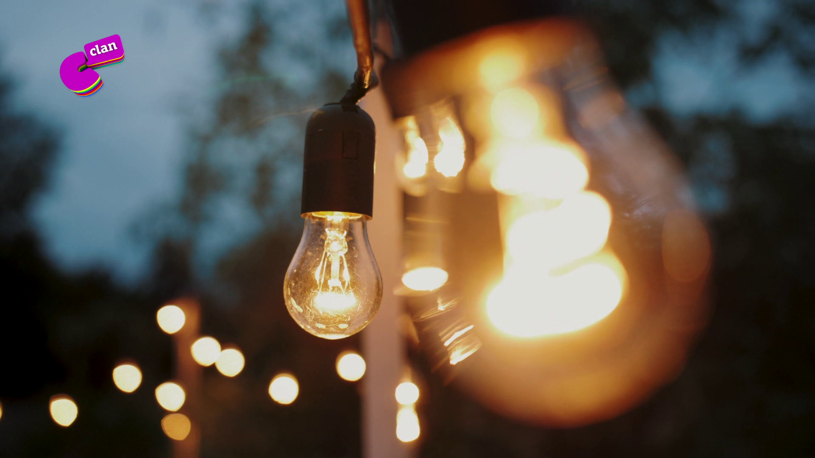 ¿Sabes dónde hay que tirar las bombillas? - El mes de... | Ver