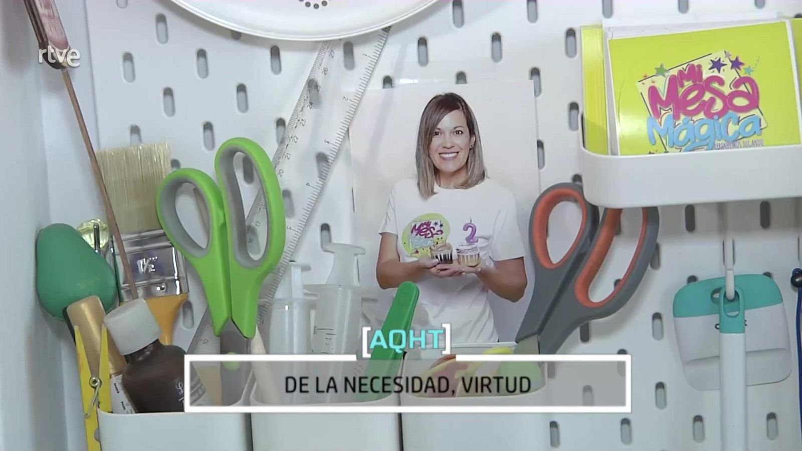 De la necesidad, virtud - Aquí hay trabajo | Ver