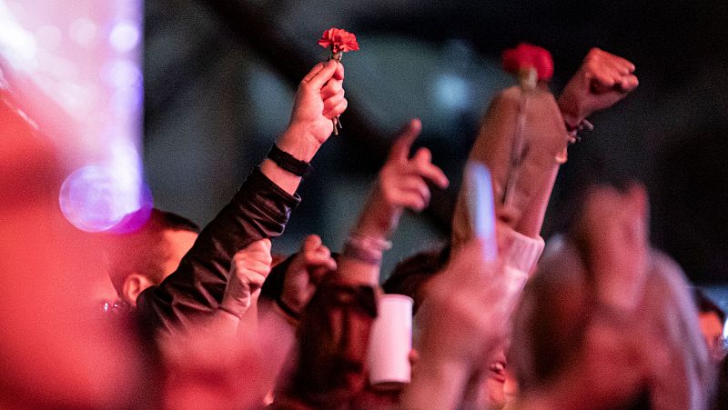 Se cumplen 50 años de la Revolución de los claveles