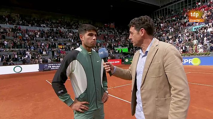 Madrid Open de Tenis - Alcaraz: "Llevaba un mes solo entrenando revés, por eso he hecho un partido espectacular de revés y dejadas"