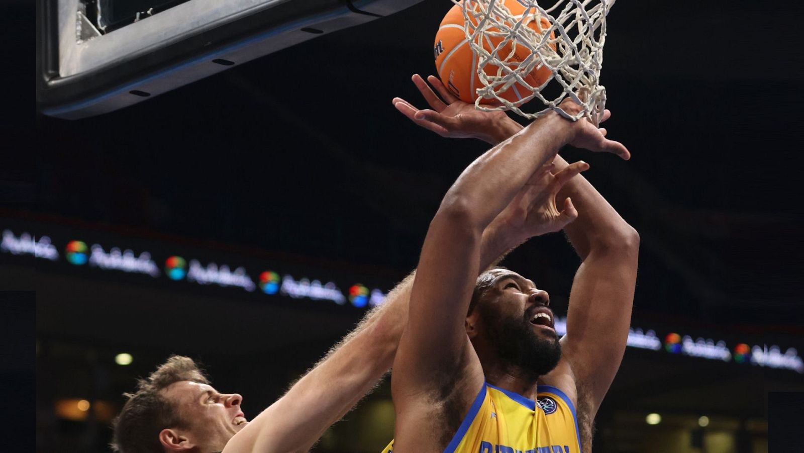 Baloncesto - Champions League. Final four 1ª semifinal: Lenovo Tenerife - Peristeri Bwin - ver ahora