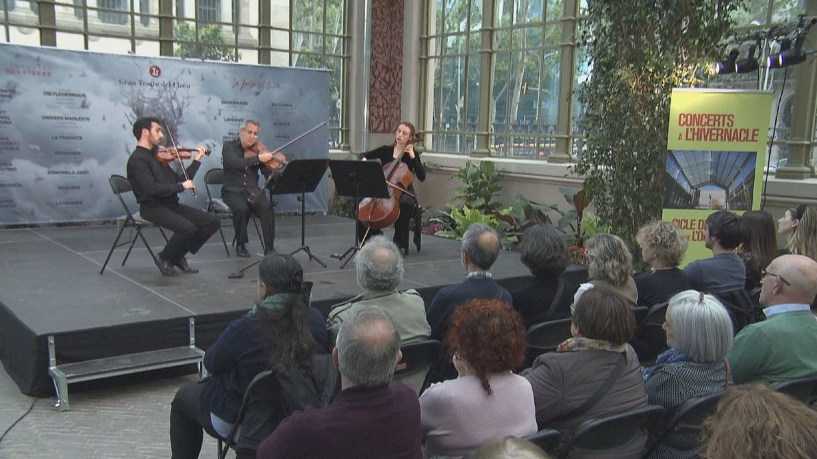 Música d'alta qualitat al Parc de la Ciutadella - L'Informatiu | Veure