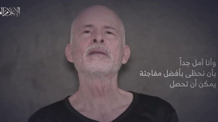 Telediario 2 - Hamás publica un nuevo vídeo propagandístico de dos rehenes pidiendo la tregua en Gaza