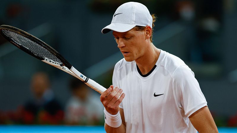 Jannik Sinner, a RTVE: "Carlos Alcaraz me hace mejor jugador" | Ver