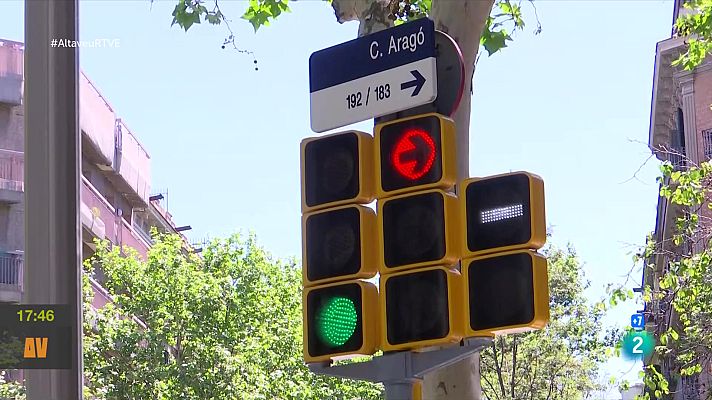 L'altaveu - El semàfor del caos a l'Eixample de Barcelona