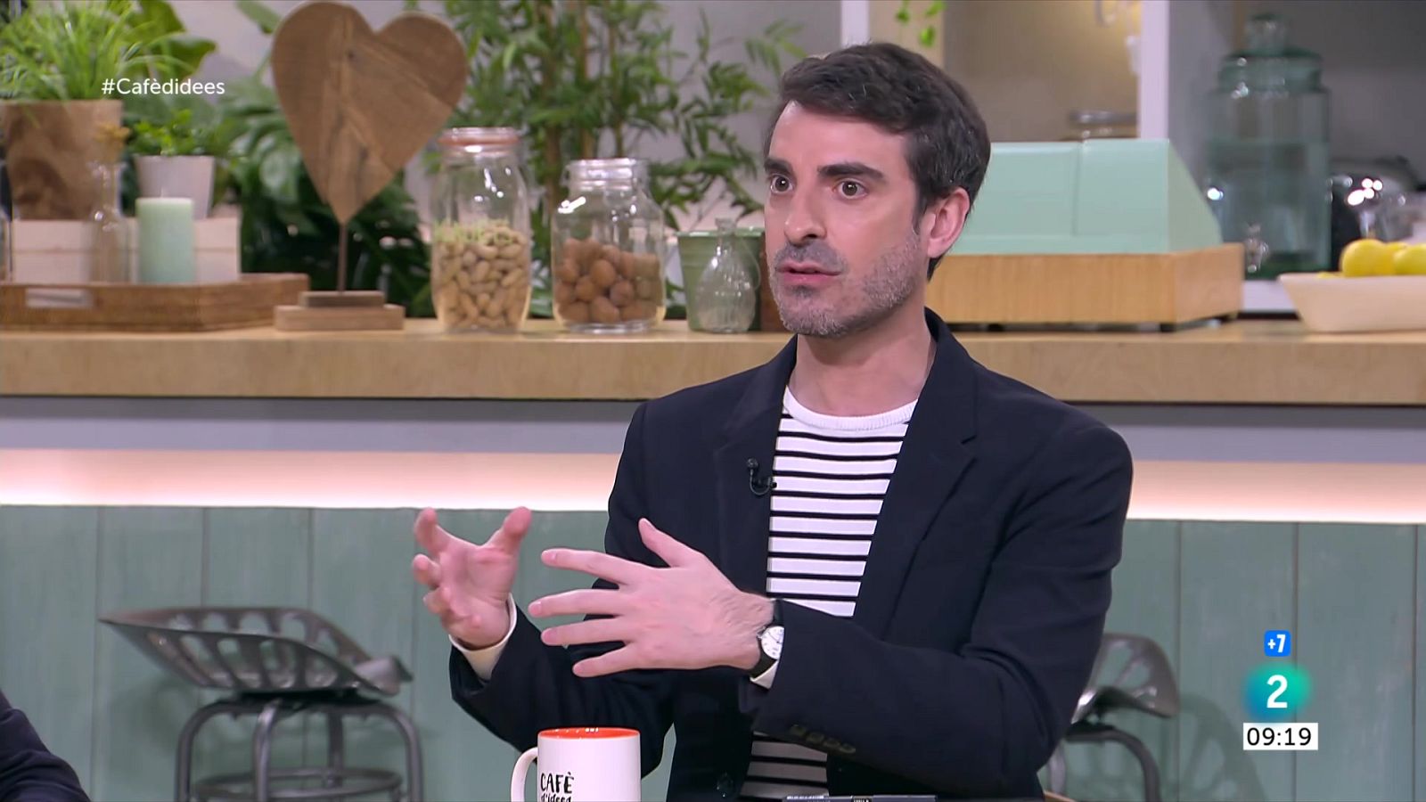 Pablo Simón, sobre Sánchez: "Hem viscut un plebiscit: O amb mi o contra mi" - Cafè d'idees | Veure