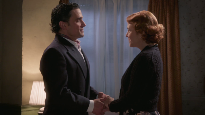 Salón de té La Moderna - Pietro y Antonia se dan su primer beso