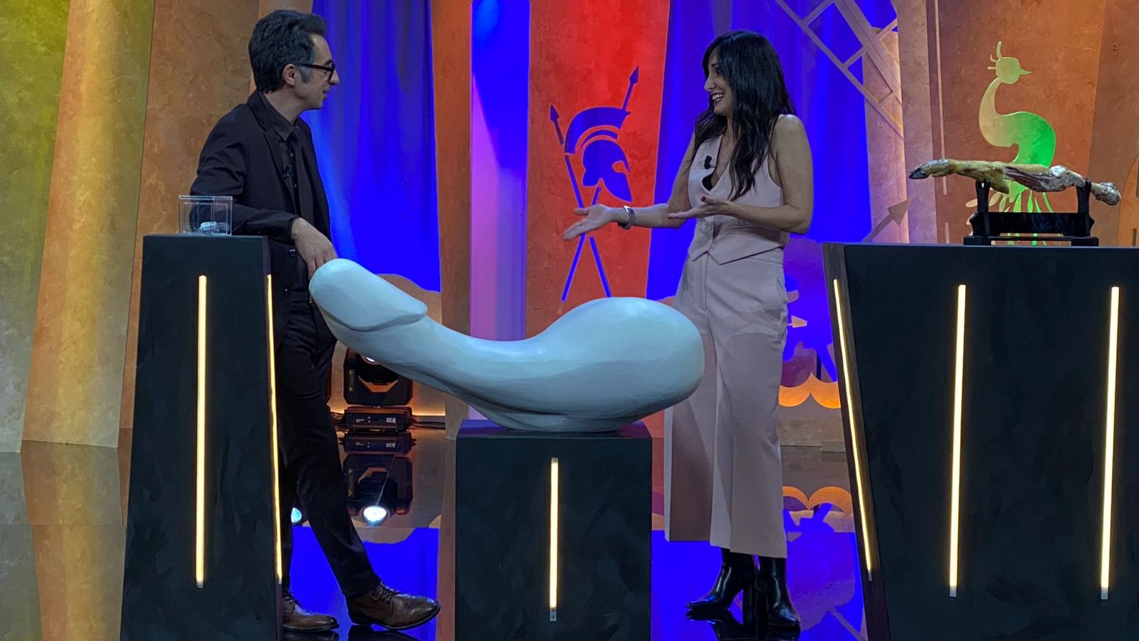 El Muestrario con Isabel Vázquez. En la mente del asesino - Ovejas eléctricas | Ver