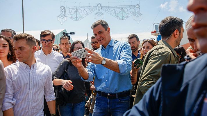 Telediario 1 - Sánchez aparece por sorpresa en Barcelona en un día de campaña marcado por el 1 de mayo