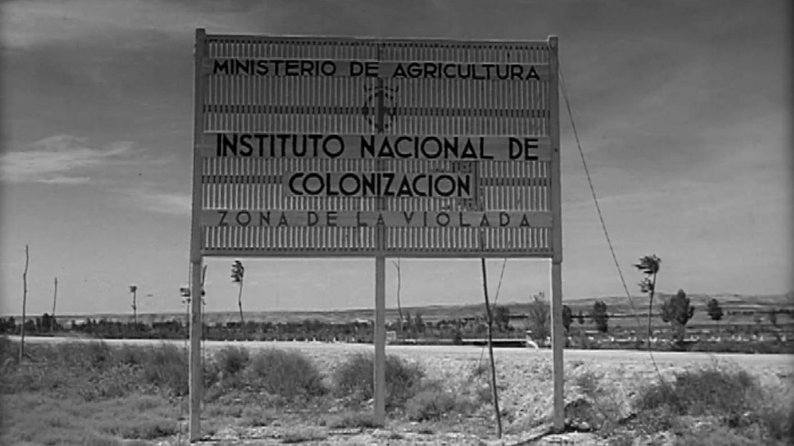 Pueblos de colonización. Miradas a un paisaje inventado | Ver