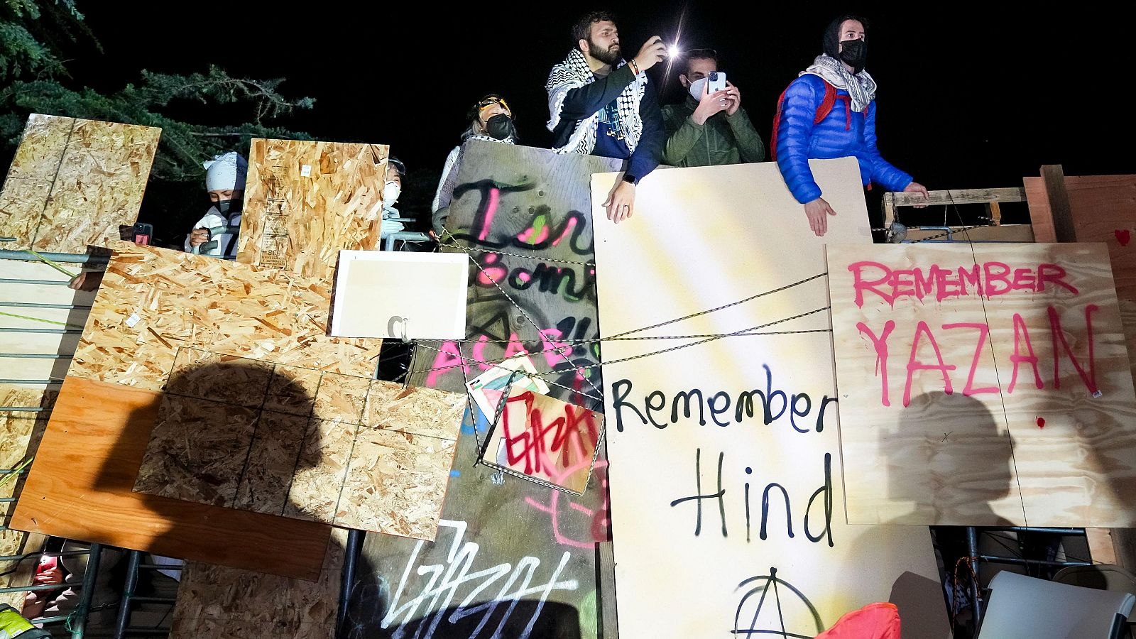 Protestas estudiantiles contra Vietnam y Palestina: "Distintas tácticas, mismo espíritu" | Ver