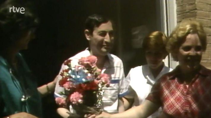  - Juan Alarcón, trasplantat de cor, surt de l'Hospital