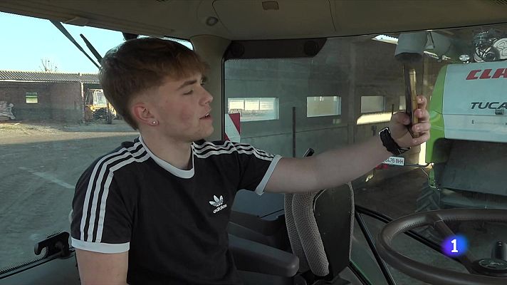 L'Informatiu - La vida atípica d'un pagès de 18 anys