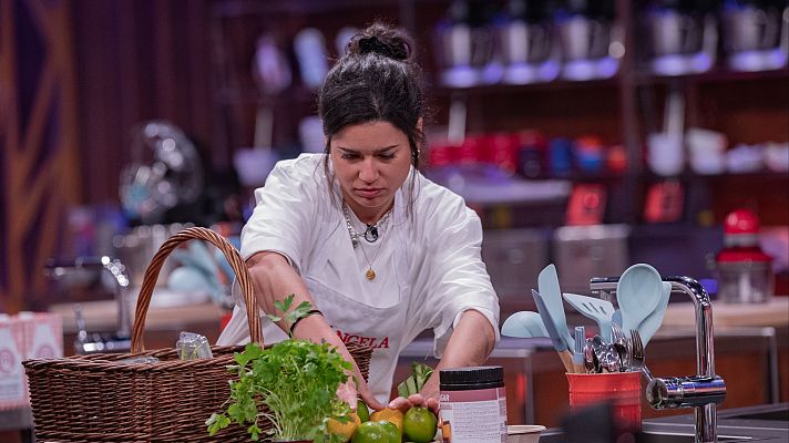 MasterChef - Ángela triunfa con un plato sencillo y lleno de sabor