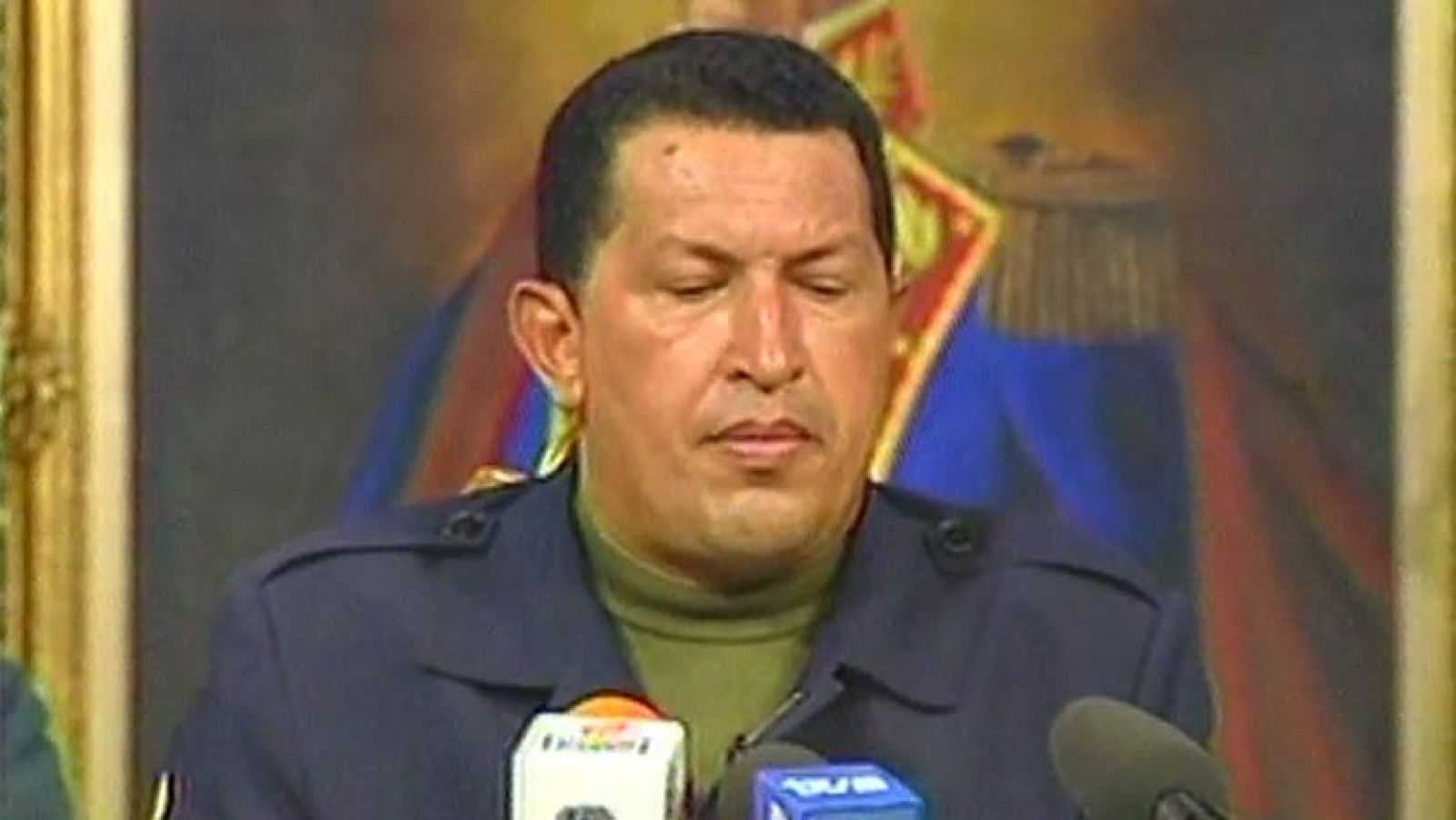 Fracasa el golpe contra Hugo Chávez