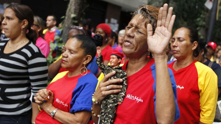 La 2 Noticias - La 'Chavezmanía' se extiende por América Latina