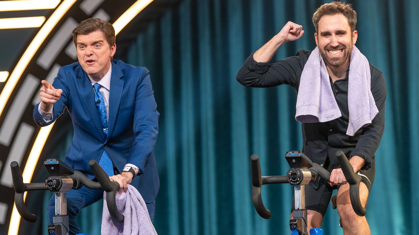 Entrevista a Aitor Albizua en Late Xou - VER AHORA - Late Xou con Marc Giró | Ver