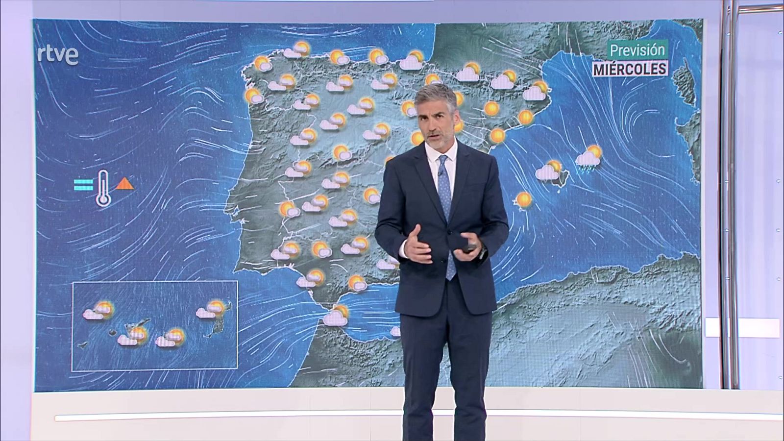 Intervalos fuertes o rachas muy fuertes, de tramontana en Ampurdán y norte de Baleares, y del este en litorales del norte de Galicia y en el Estrecho - ver ahora