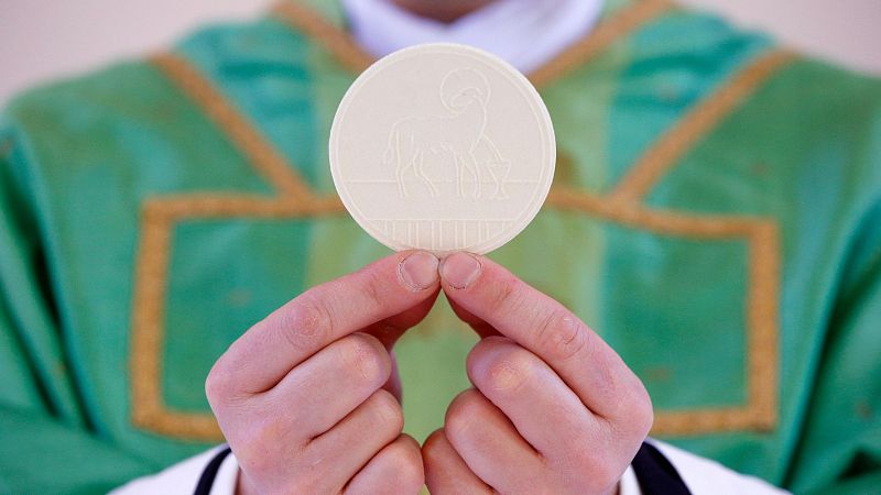 Las comuniones, cada vez más numerosas | Ver