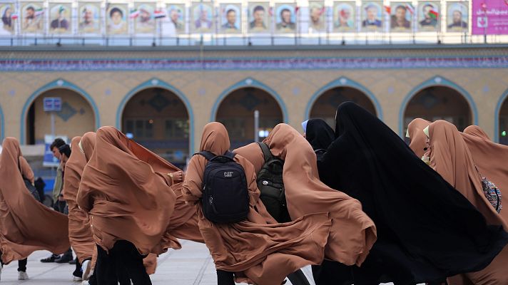  - Un equipo de Amnistía Internacional observa y verifica varios casos de violaciones de DD.HH. en Irán