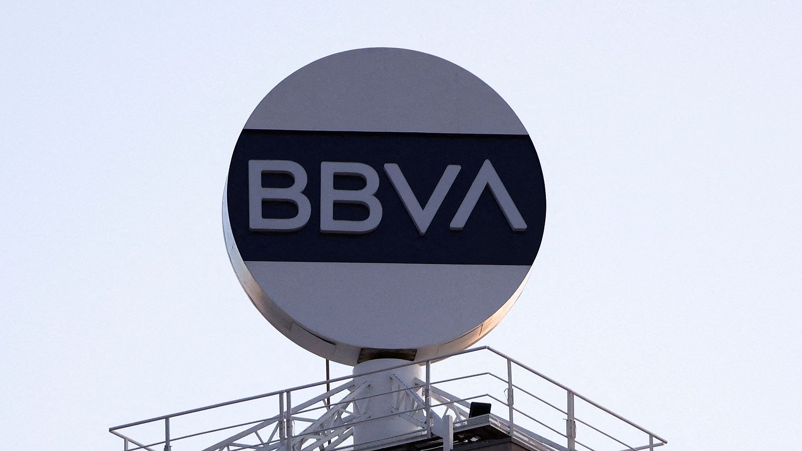 OPA de BBVA sobre Sabadell: el Gobierno rechaza la operación | Ver