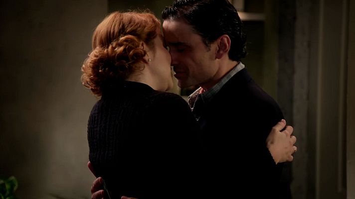 Salón de té La Moderna - Pietro y Antonia pasan su primera noche juntos