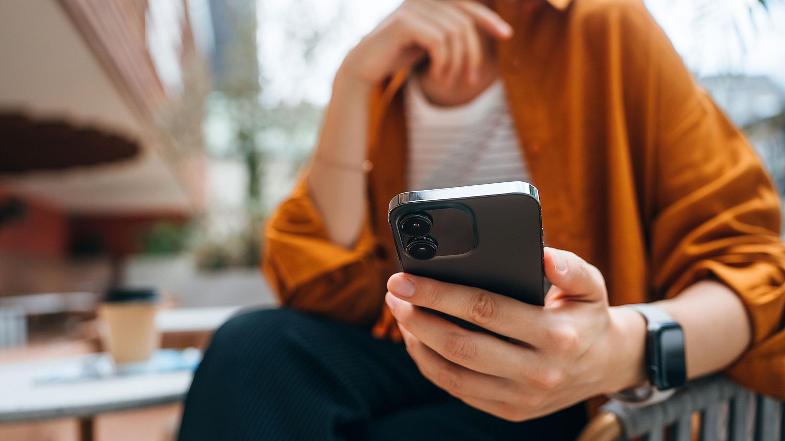 Los mensajes tóxicos y misóginos triunfan en la redes entre el público joven | Ver