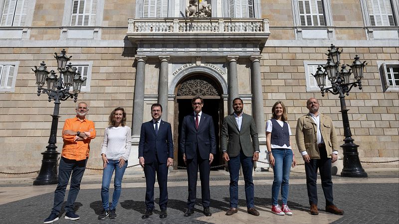 Elecciones catalanas 2024: los candidatos posan en la jornada de reflexin | Ver