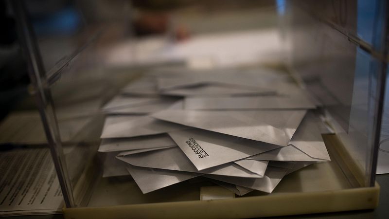 RTVE.es se vuelca con la jornada electoral en Catalua - Fin de semana 24h | Ver