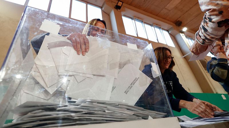 Telediario 2 en cuatro minutos - 12/05/24 - RTVE.es | Ver