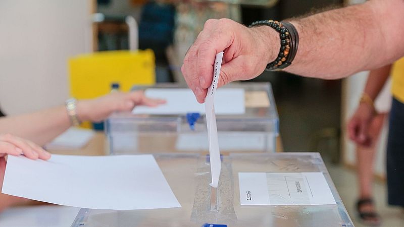 Los partidos valoran los resultados de las elecciones catalanas | Ver